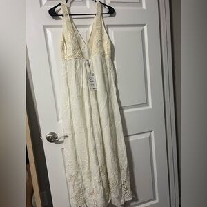 Brad new with tag from Zara never worn